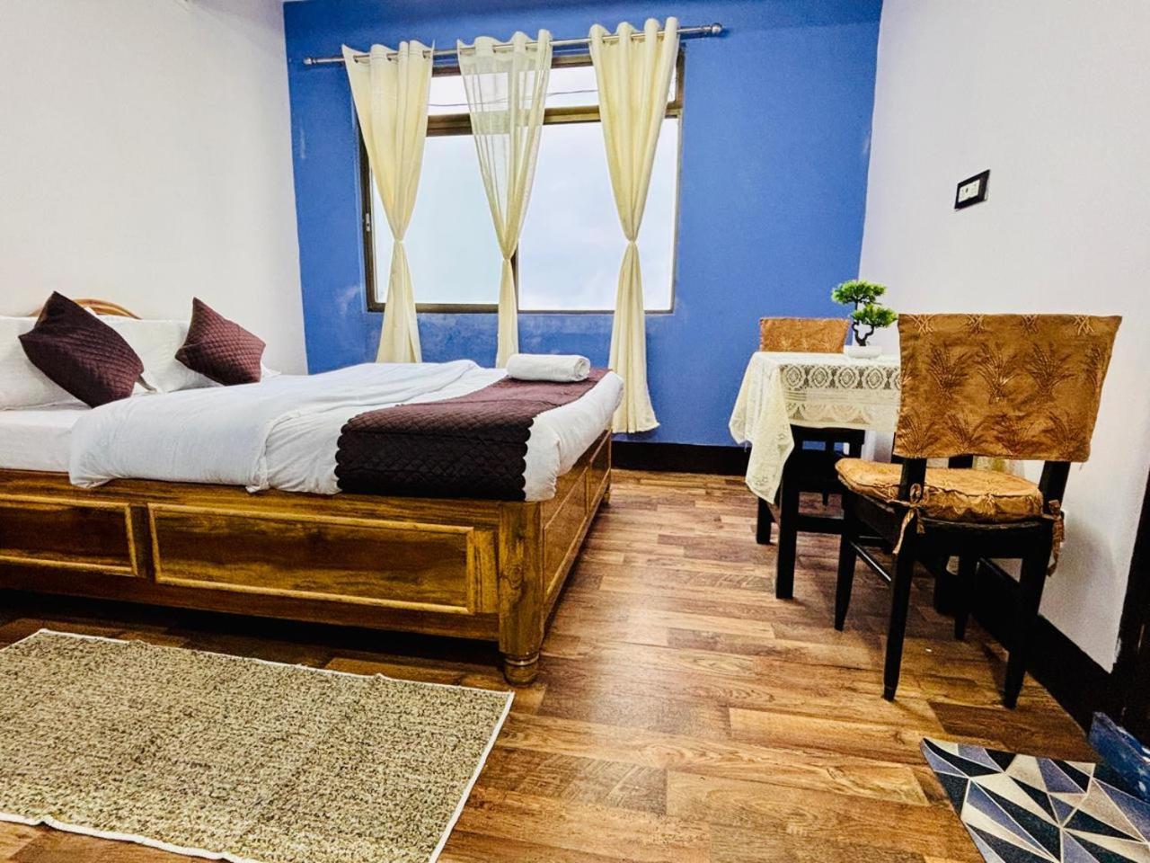 Forest Lodge - 80 Mts From Mall Road Darjeeling  Exterior photo