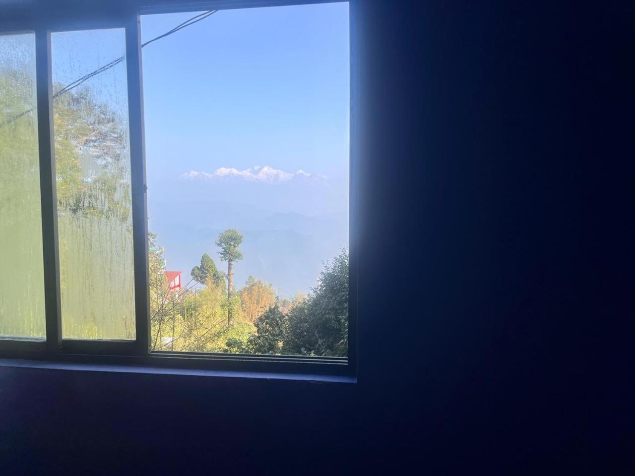 Forest Lodge - 80 Mts From Mall Road Darjeeling  Exterior photo