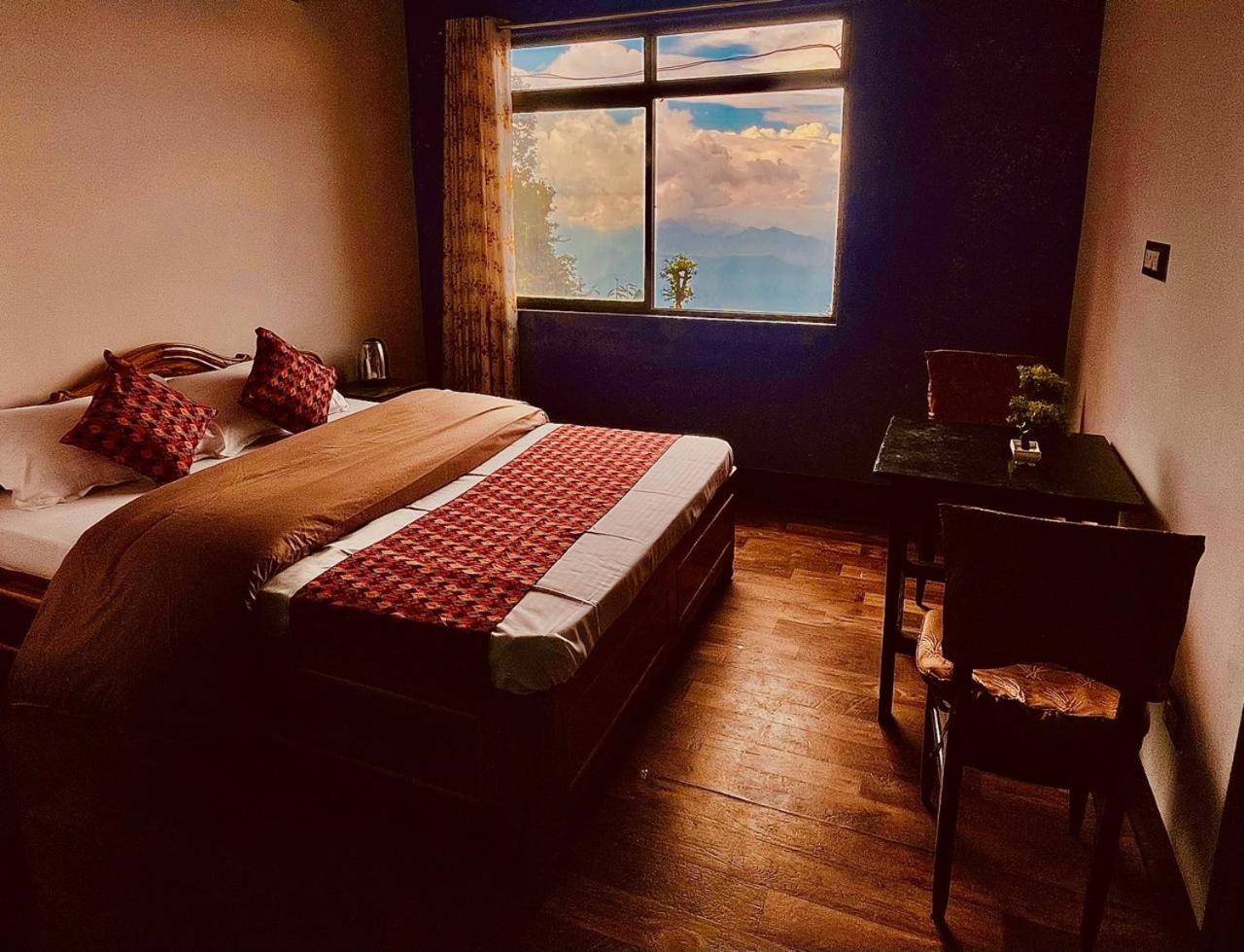 Forest Lodge - 80 Mts From Mall Road Darjeeling  Exterior photo