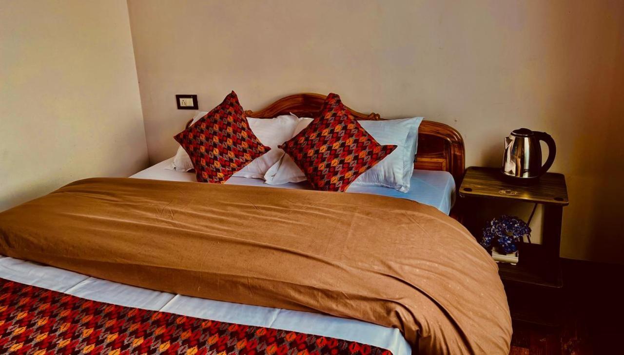 Forest Lodge - 80 Mts From Mall Road Darjeeling  Exterior photo